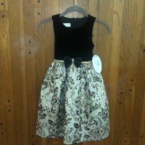 Selling a dress never used